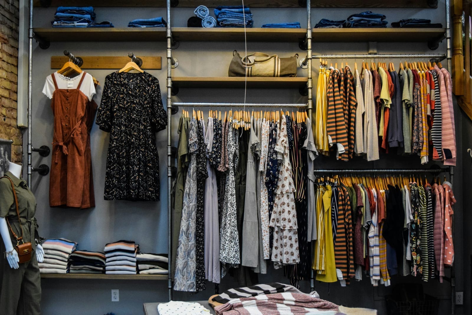 Fashion & Retail storefront preview